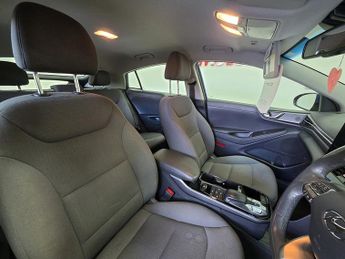 Hyundai IONIQ Premium