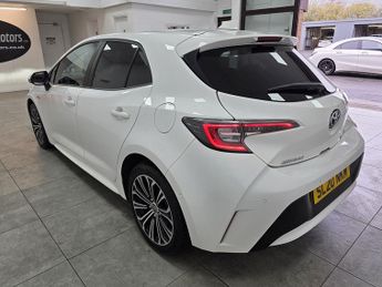 Toyota Corolla VVT-h Design