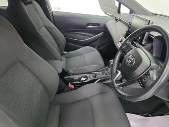 Toyota Corolla VVT-h Design