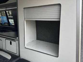 Volkswagen Transporter T6 T30 SWB 102