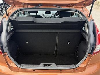 Ford Fiesta 1.0T EcoBoost Zetec Hatchback 3dr Petrol Powershift Euro 5 (100 