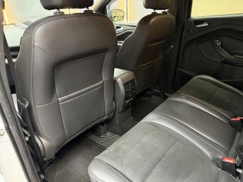 Ford Kuga 1.5T EcoBoost ST-Line SUV 5dr Petrol Auto AWD Euro 6 (s/s) (182 