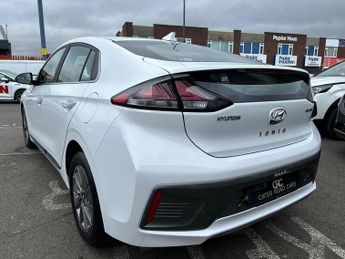 Hyundai IONIQ 38.3kWh Premium Hatchback 5dr Electric Auto (136 ps)