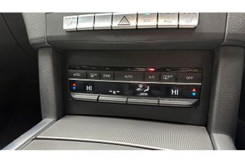 Mercedes-Benz E Class E220 BlueTEC AMG Night Edition