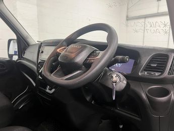 Iveco Daily 2.3D HPI 14V 35S 3520 Panel Van 5dr Diesel HiMatic MWB H2 Euro 6