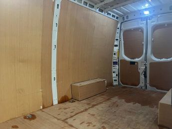 Iveco Daily 2.3D HPI 14V 35S 3520 Panel Van 5dr Diesel HiMatic MWB H2 Euro 6