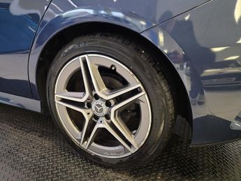 Mercedes-Benz A Class 2.0 A200d AMG Line Hatchback 5dr Diesel 8G-DCT Euro 6 (s/s) (150