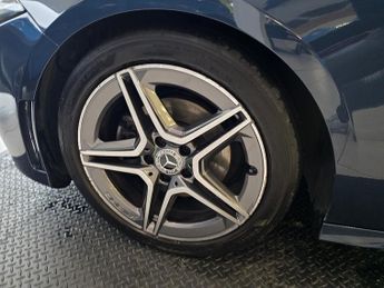 Mercedes-Benz A Class 2.0 A200d AMG Line Hatchback 5dr Diesel 8G-DCT Euro 6 (s/s) (150
