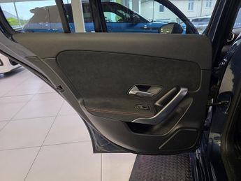 Mercedes-Benz A Class 2.0 A200d AMG Line Hatchback 5dr Diesel 8G-DCT Euro 6 (s/s) (150