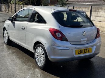 Vauxhall Corsa 1.4 16V SE Hatchback 3dr Petrol Auto Euro 5 (100 ps)
