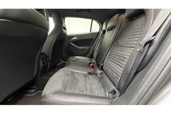 Mercedes-Benz GLA GLA200 AMG Line