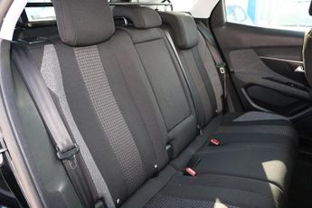 Peugeot 3008 BlueHDi Active