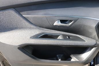 Peugeot 3008 BlueHDi Active