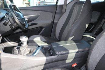 Peugeot 3008 BlueHDi Active
