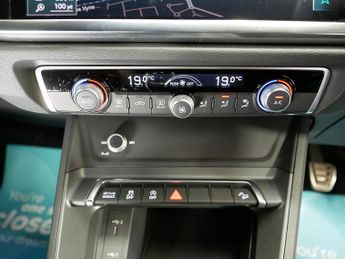 Audi Q3 TFSI CoD Black Edition