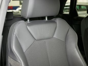 Audi Q3 TFSI CoD Black Edition