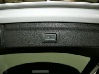 Audi Q3 TFSI CoD Black Edition