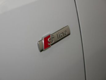 Audi Q3 TFSI CoD Black Edition