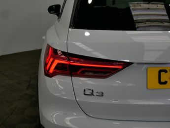 Audi Q3 TFSI CoD Black Edition