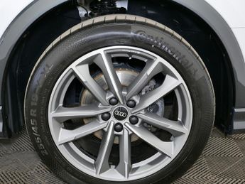 Audi Q3 TFSI CoD Black Edition