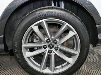 Audi Q3 TFSI CoD Black Edition