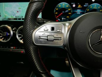 Mercedes-Benz GLA GLA180 AMG Line