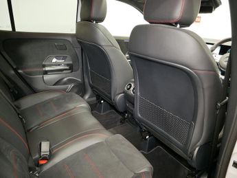 Mercedes-Benz GLA GLA180 AMG Line