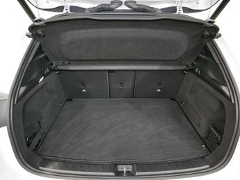 Mercedes-Benz GLA GLA180 AMG Line