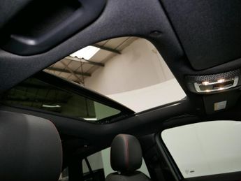 Mercedes-Benz GLA GLA180 AMG Line