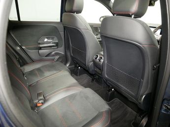 Mercedes-Benz GLA GLA180 AMG Line