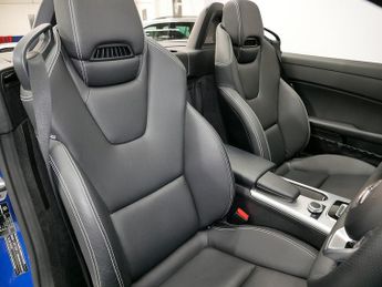 Mercedes-Benz SLC SLC200 AMG Line