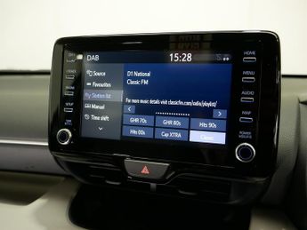 Toyota Yaris VVT-h Excel