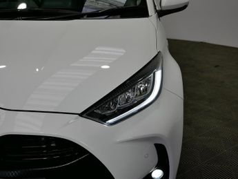 Toyota Yaris VVT-h Excel