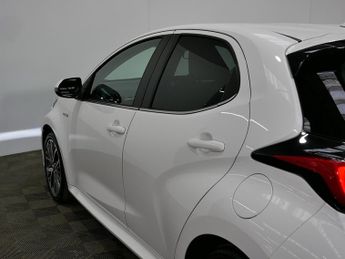 Toyota Yaris VVT-h Excel
