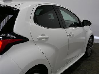 Toyota Yaris VVT-h Excel