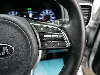 Kia Sportage T-GDi 4