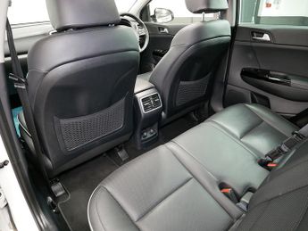 Kia Sportage T-GDi 4
