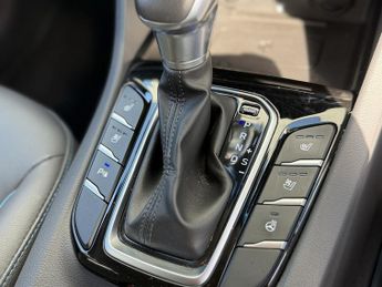 Hyundai IONIQ 1.6 h-GDi GPF Premium SE Hatchback 5dr Petrol Hybrid DCT Euro 6 