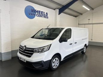 Renault Trafic 2.0 dCi Blue LL30 Advance Panel Van 5dr Diesel Manual L2 H1 Euro