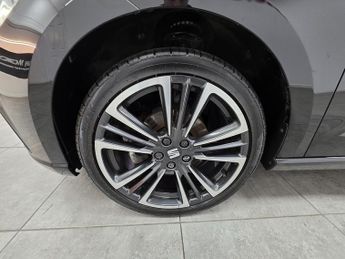 SEAT Ibiza TSI XCELLENCE Lux