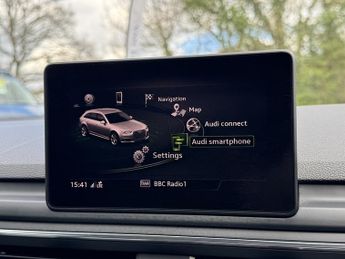 Audi A4 Avant TFSI SE