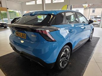 MG MG4 64kWh SE Long Range Hatchback 5dr Electric Auto (203 ps)