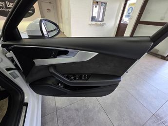 Audi A4 TFSI S line