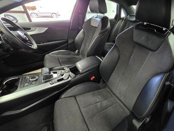 Audi A4 TFSI S line