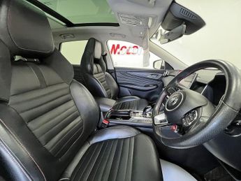 MG MG HS T-GDI Exclusive