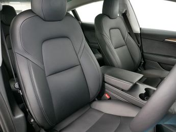 Tesla Model 3 Long Range