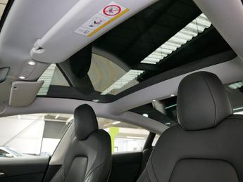 Tesla Model 3 Long Range