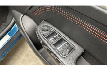 Renault Arkana E-TECH r.s. line