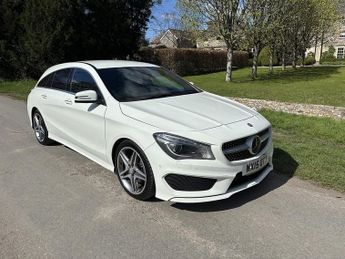 Mercedes CLA Cla 180 Amg Line