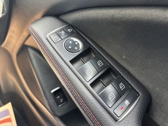 Mercedes-Benz Cla Cla 180 Amg Line